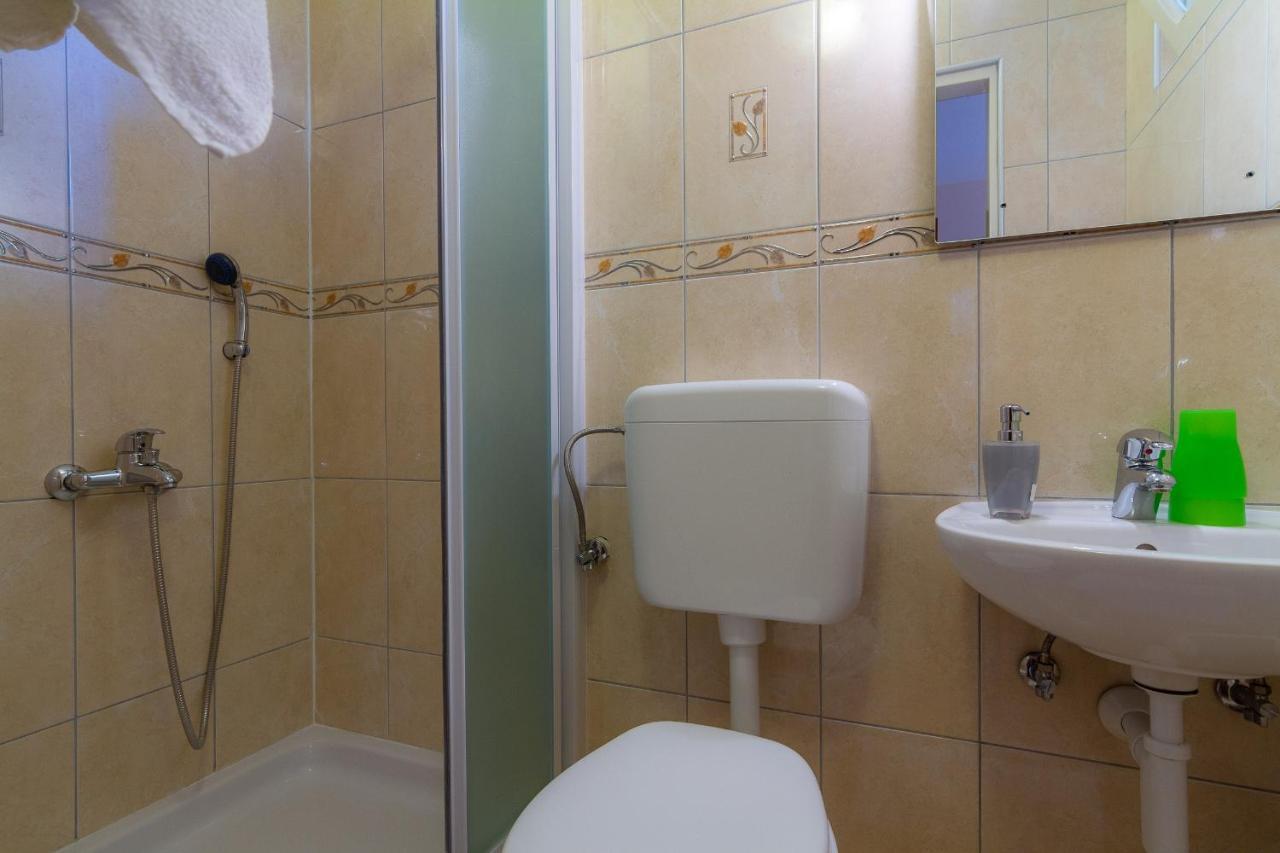 Apartman Haus Maja Banjol Εξωτερικό φωτογραφία