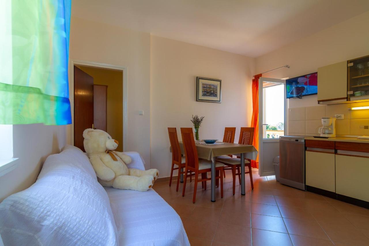 Apartman Haus Maja Banjol Εξωτερικό φωτογραφία